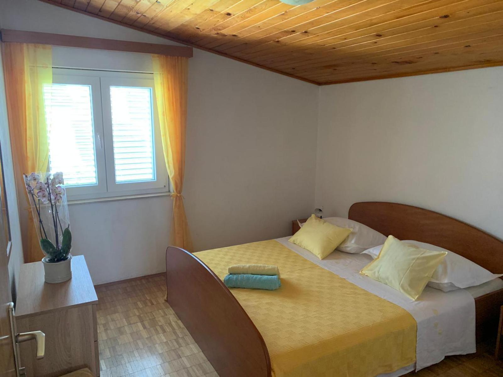 Captain'S House Baška Voda Buitenkant foto