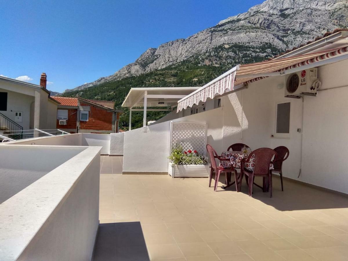 Captain'S House Baška Voda Buitenkant foto
